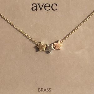 AVEC Brass Star Nexklace
